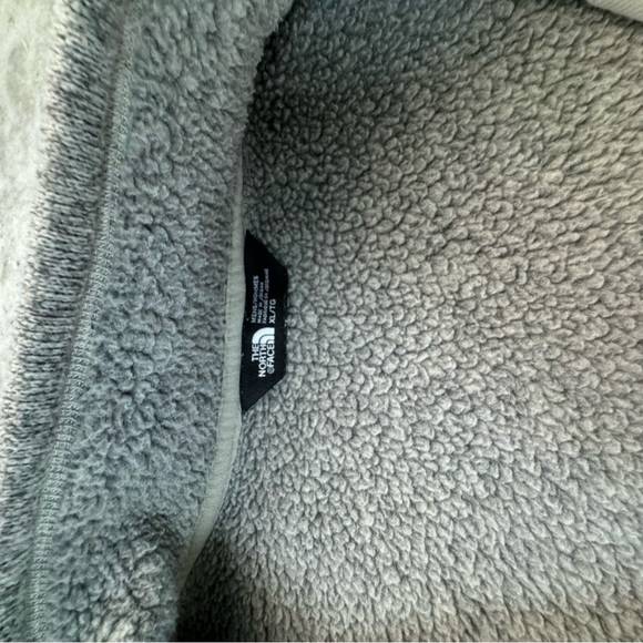 The North Face Men's Medium Grey Heather Sweater Fleece Size XL (M1) - Picture 8 of 10